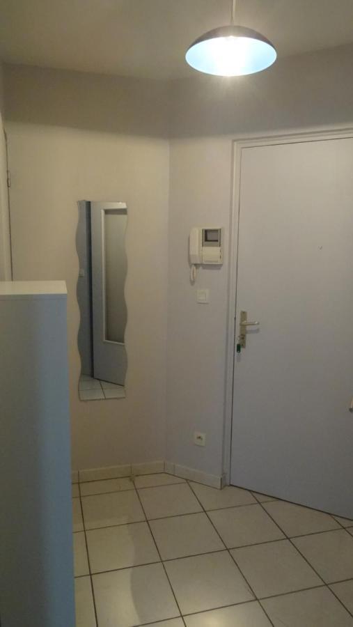 Appart T2 Standing Tout Confort Au Calme - Parking En Option Lyon Exterior photo